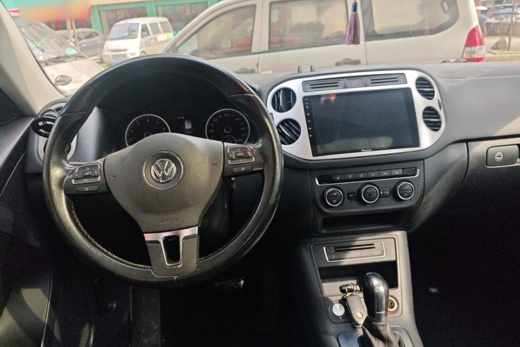 Used Volkswagen Tiguan 2015 1.8TSI Automatic Two-Wheel Drive Luxury Model