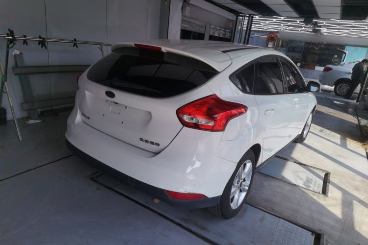 Used Ford Focus 2018 Hatchback Classic 1.6L Automatic Comfort Plus SmartDrive Edition
