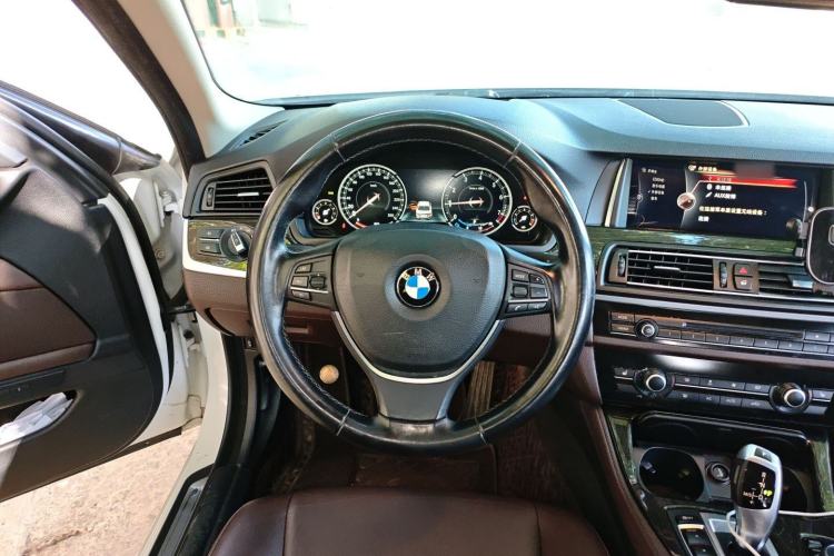 Used BMW 5 Series 2017 525Li Luxury Design Package

