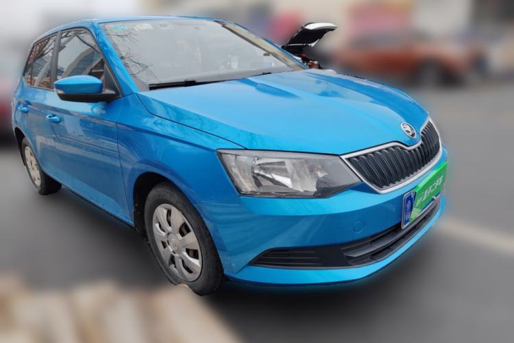 Used Skoda Fabia 2015 1.4L Manual Front-Wheel Drive Model