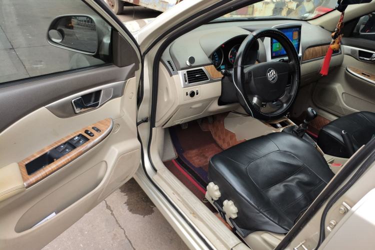 Used Buick Excelle 2015 1.5L Manual Classic Trim