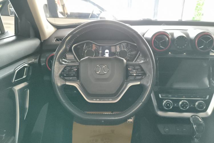 Used BAIC Off-Road BJ20 2018 1.5T CVT Luxury Model Steering Wheel