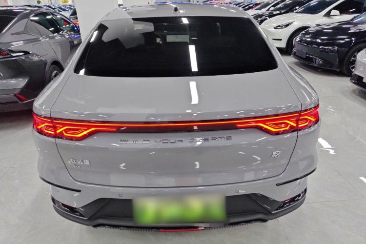 Used BYD Han 2025 EV Intelligent Driving Edition 701KM LiDAR Flagship Model
