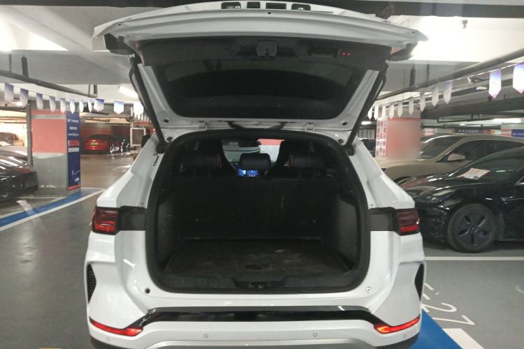 Used BYD Song PLUS New Energy 2024 Honor Edition EV 520km Premium Model
