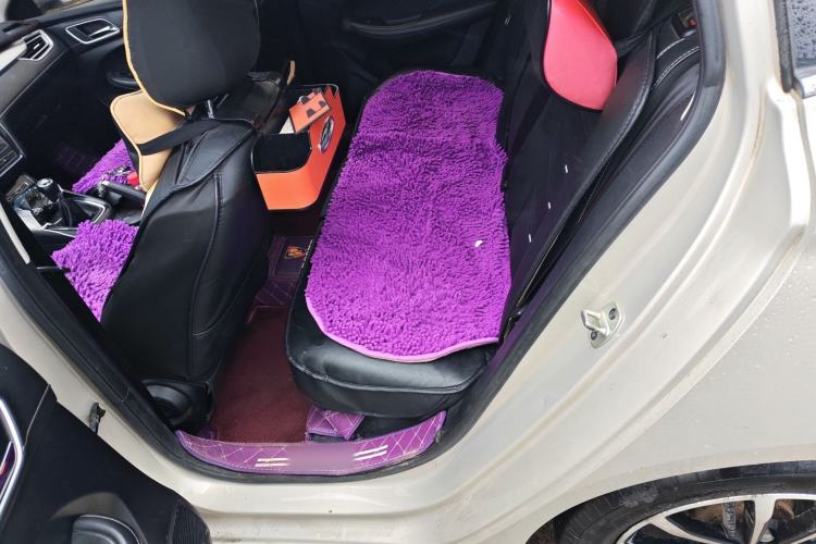 Used Roewe i5 2020 1.5L Manual 4G Connect Leehao Flagship Edition