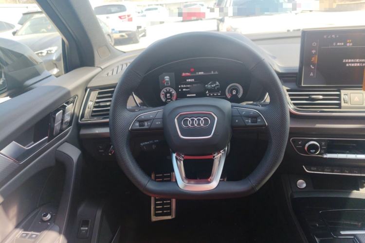 Used Audi Q5L 2025 quattro 45th Anniversary Edition 45 TFSI Luxury Dynamic Model
