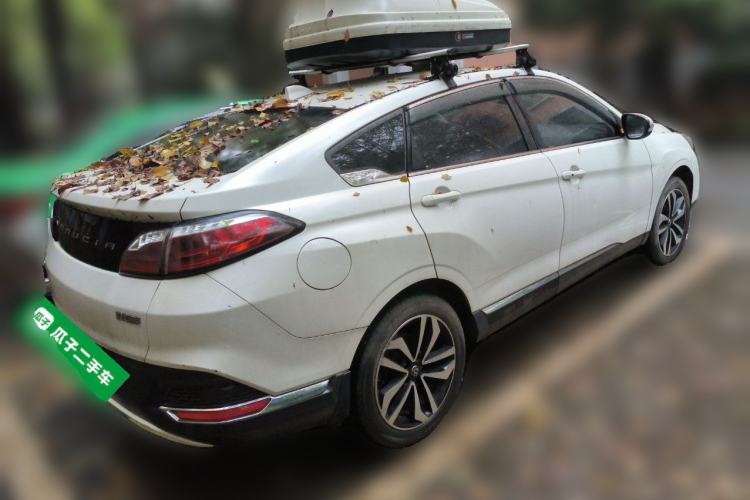 Used Venucia T90 2017 2.0L Manual Fashion Edition Rear Right 45 Deg