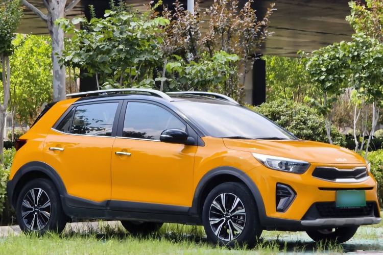 Used Kia kx1 Stonic 2021 1.4L CVT Sunroof Model