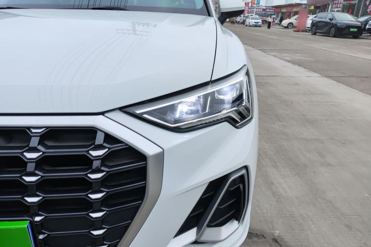 Used Audi Q3 2021 35 TFSI Fashion Dynamic Model