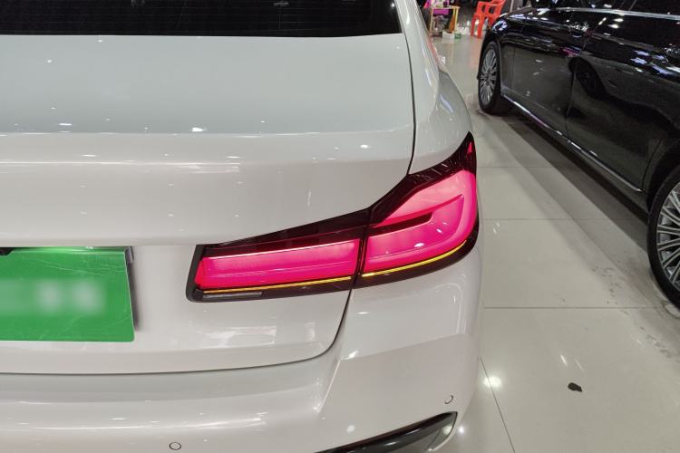 Used BMW 5 Series 2022 Second Facelift 525Li M Sport Package
