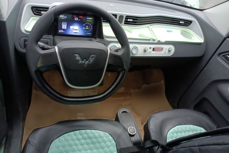 Used Wuling Hongguang MINIEV 2021 Macaron Premium Model – Lithium-NMC
