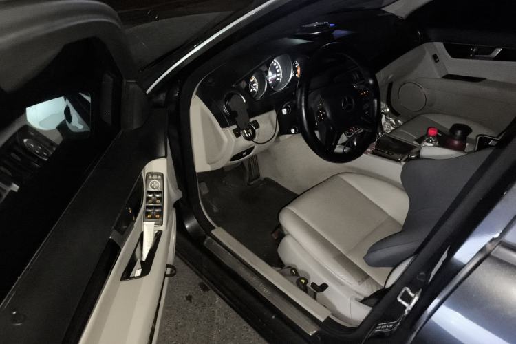 Used Mercedes-Benz C-Class 2013 C 180 CGI Classic