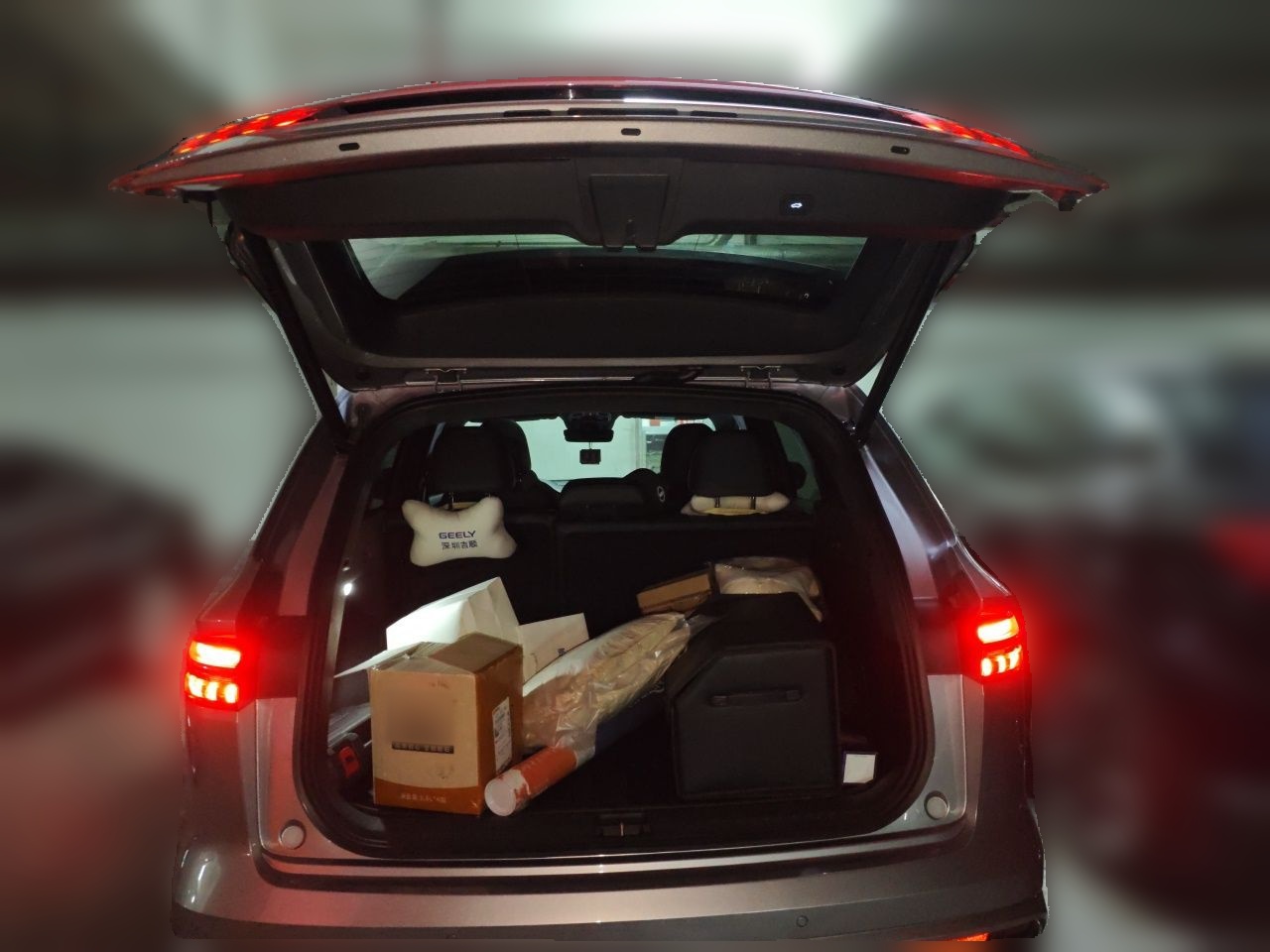 Geely Auto Monjaro L 2024 2.0TD High-Power Automatic Two-Wheel Drive Skyline Edition — снимка 19