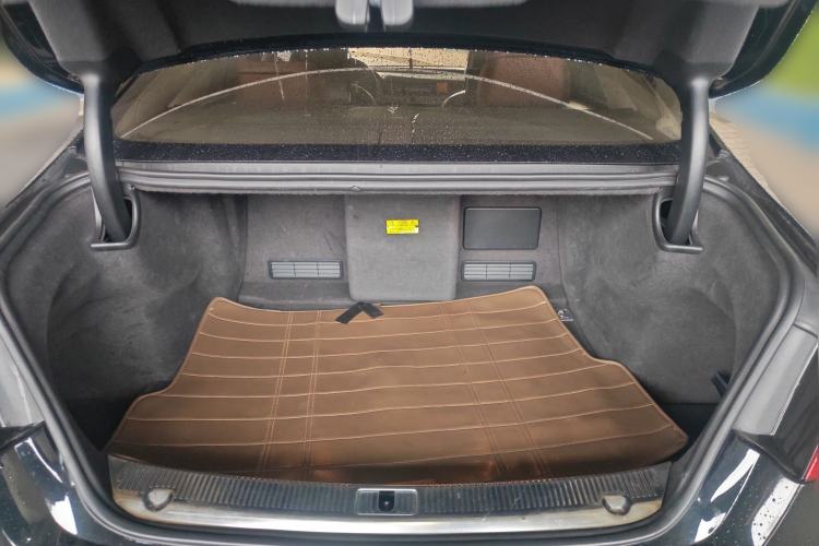 Used Audi A8 2011 A8L W12 6.3 FSI quattro
