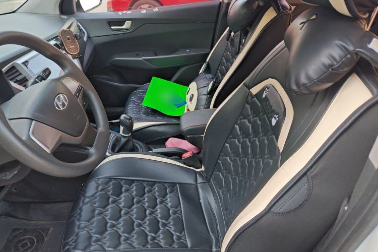 Used Hyundai Verna (new generation) 2016 1.4L Manual Cool Edition GLS Left Front Seat