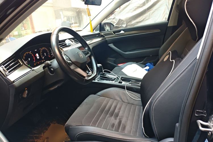 Used Volkswagen Magotan 2020 330TSI DSG Luxury Edition Left Front Seat