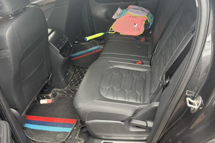 Used Kia K3 2016 1.6L Automatic GLS Interior 4