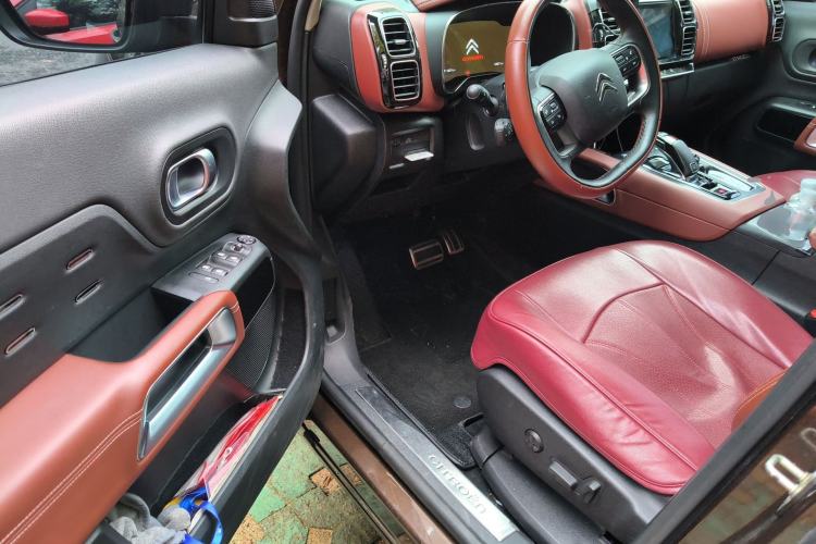 Used Citroen C5 AIRCROSS 2017 380THP Luxury Model Driver Seat