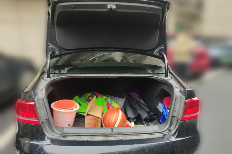 Used Volkswagen Magotan 2013 2.0 TSI Luxury Model Trunk