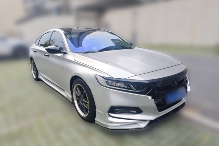 Used Honda Accord 2018 260TURBO Luxury Edition China V Emission Standard Front Right 45 Deg