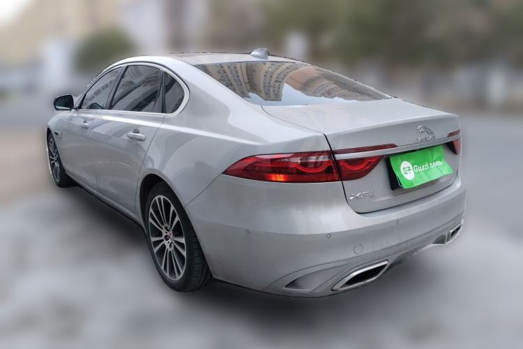 Used Jaguar XFL 2025 Model—2.0T P250, Two-Wheel Drive, Premium Luxury Edition Rear Left 45 Deg