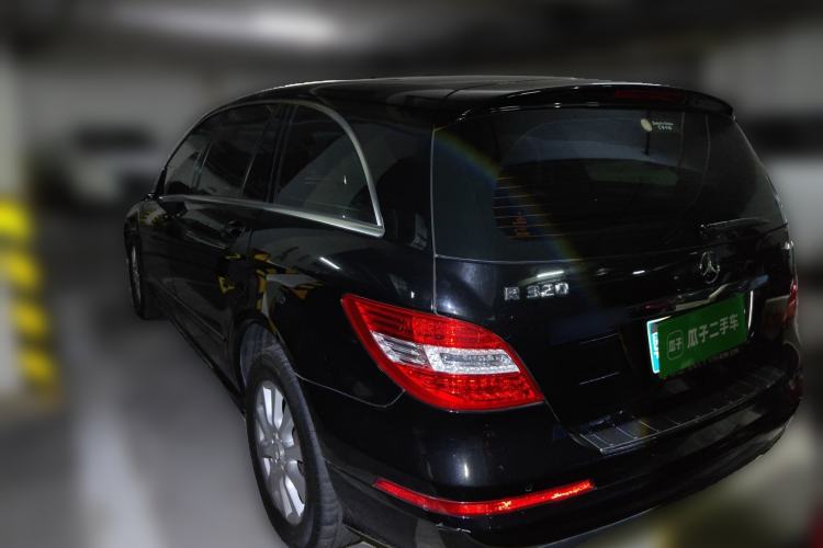 Used Mercedes-Benz R-Class 2014 R 320 4MATIC Business Model Rear Left 45 Deg