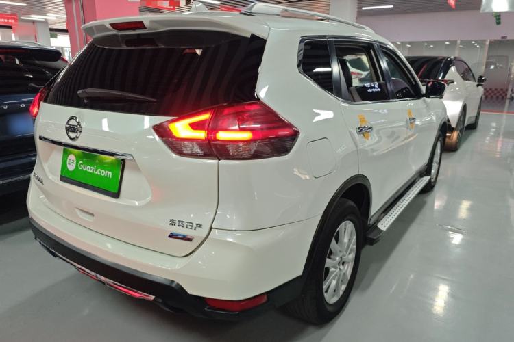 Used Nissan X-Trail 2017 2.0L CVT 7-Seater Comfort Edition 2WD Rear Right 45 Deg