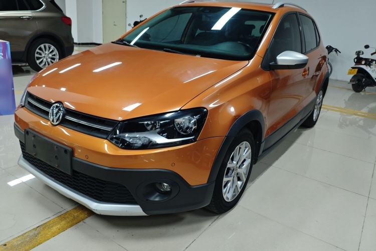 Used Volkswagen Polo 2016 1.6L Cross Polo Automatic