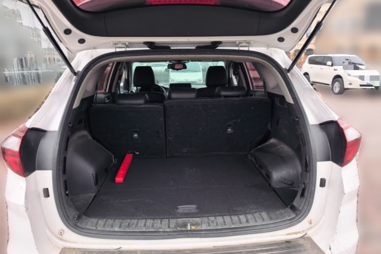 Used Hyundai Tucson 2019 280TGDi Dual-Clutch Two-Wheel Drive Smart Connect Version China VI Trunk