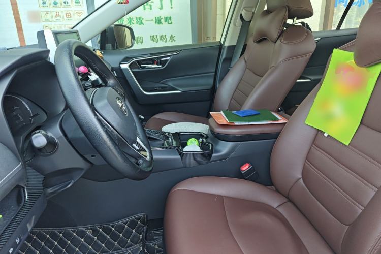 Used Toyota RAV4 2020 2.0L CVT Two-Wheel Drive Fashion Edition
