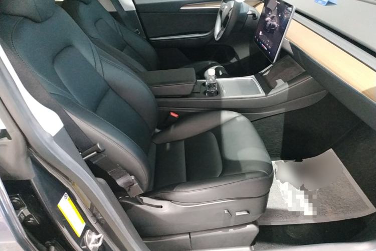 Used Tesla Model Y 2022 Rear-Wheel-Drive Version