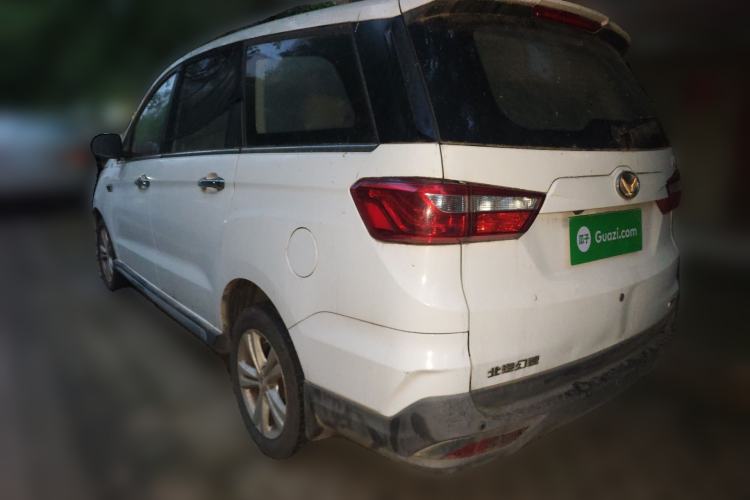 Used HYOSOW H3 2016 H3F 1.5L Manual Luxury Model Rear Left 45 Deg