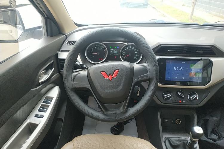 Used Wuling Hongguang 2021 1.5L S Comfort Edition LAR