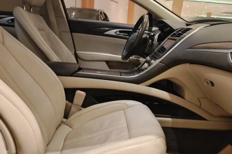 Used Lincoln MKZ 2018 2.0T Premium Edition