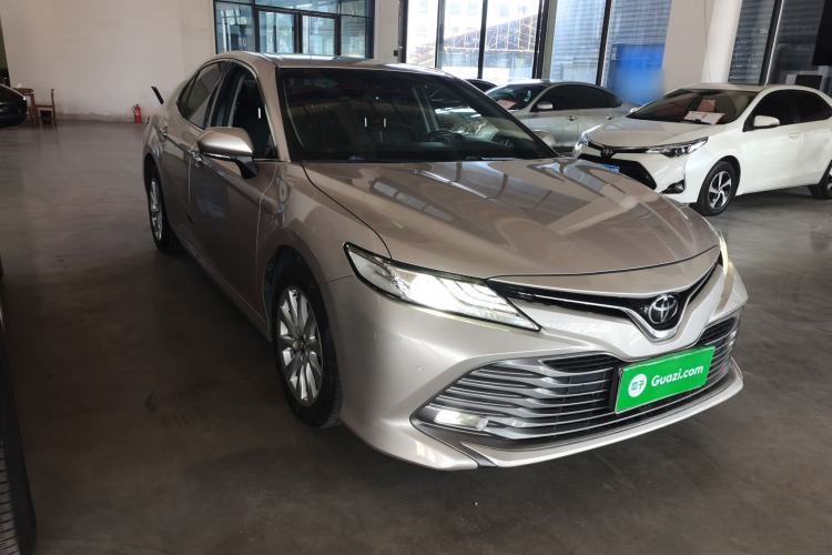 Used Toyota Camry 2019 Revised Version 2.0G Luxury Edition