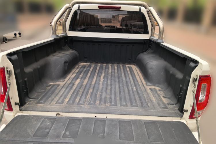 Used Great Wall Wingle 6 2017 2.4L Gasoline Two-Wheel Drive Elite Version 4G69 Trunk