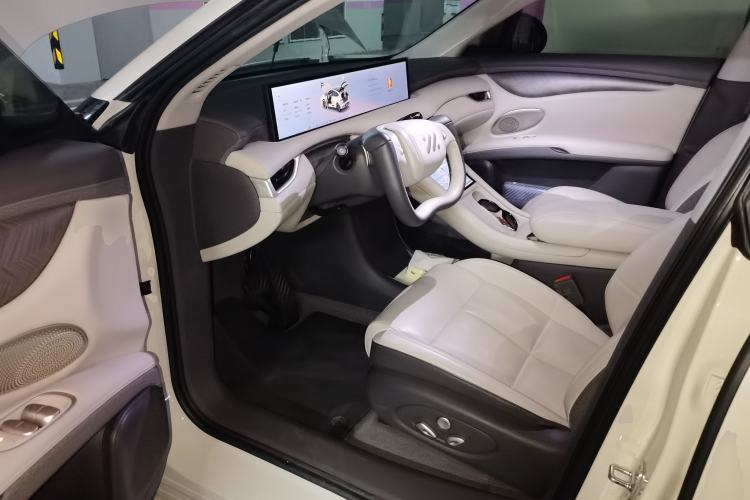 Used IM LS6 2025 Lingxi Intelligent Driving Edition
