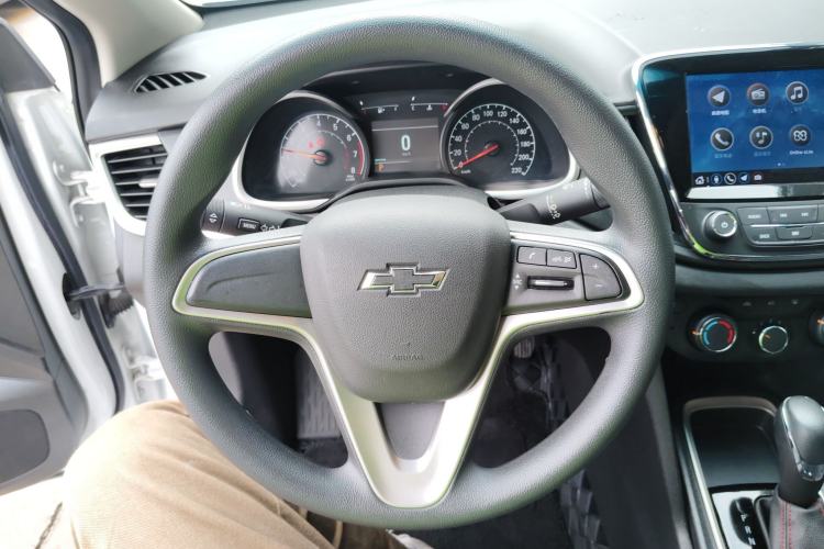 Used Chevrolet Monza 2019 Redline 320T Dual-Clutch Joyful Edition China VI Standard Steering Wheel