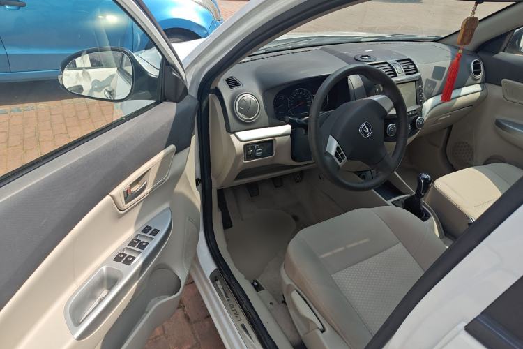 Used CHANGAN Alsvin V5 2012 1.5L Manual Sport Version China IV Standard
