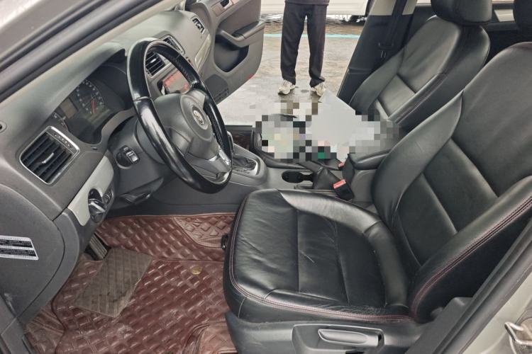 Used Volkswagen Sagitar 2014 Revised Version 1.6L Automatic Comfort Edition
