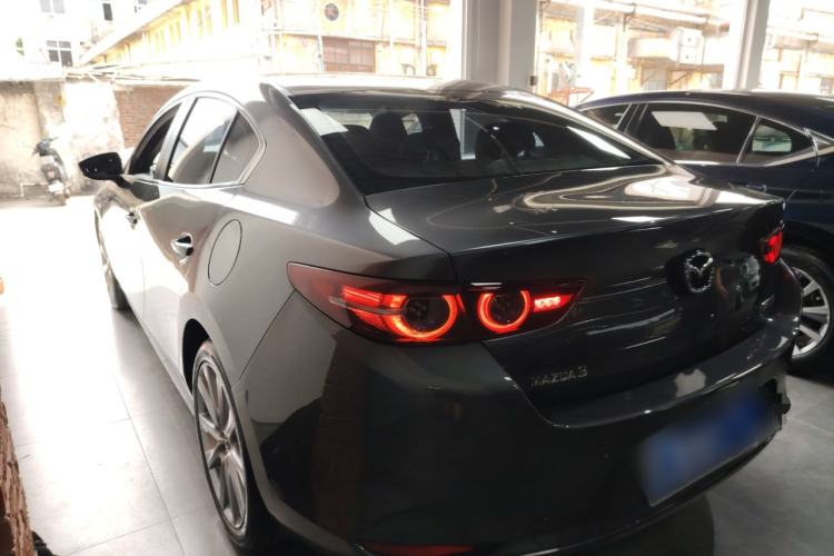 Used Mazda 3 Axela 2021 2.0L Automatic Zhiya Edition
