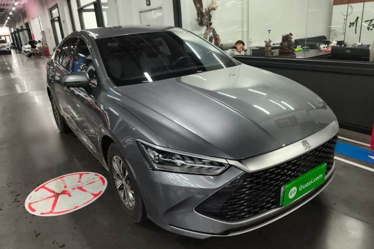 Used BYD Qin PLUS 2024 HONOR Edition DM-i 55KM Leading Model Front Right 45 Deg