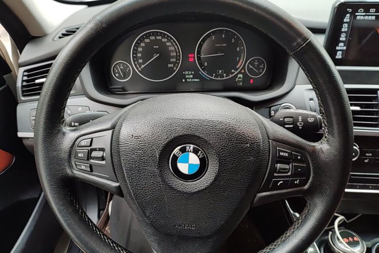 Used BMW X3 2013 Facelifted xDrive20i Luxury Edition Steering Wheel