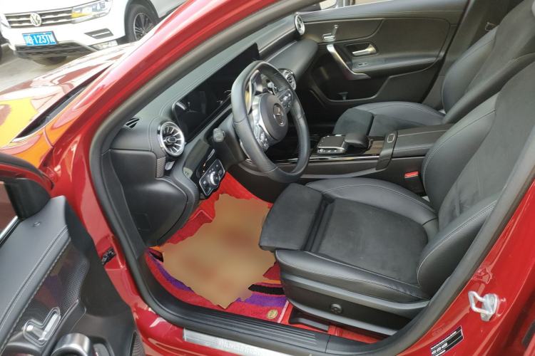 Used Mercedes-Benz A-Class 2021 A 200 L Sport Sedan Fashion Model
