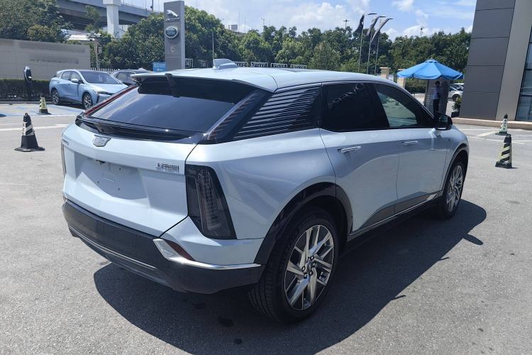 Used Cadillac OPTIQ 2024 Standard Range Version
