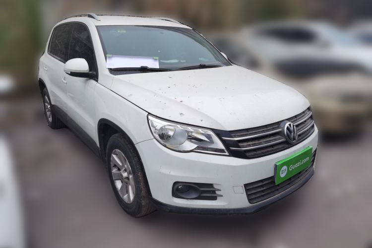 Used Volkswagen Tiguan 2010 1.8 TSI Manual Two-Wheel Drive Urban Edition Front Right 45 Deg