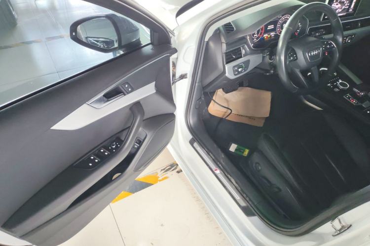 Used Audi A4 2020 Avant Avant-garde 40 TFSI Fashionable and Dynamic Model
