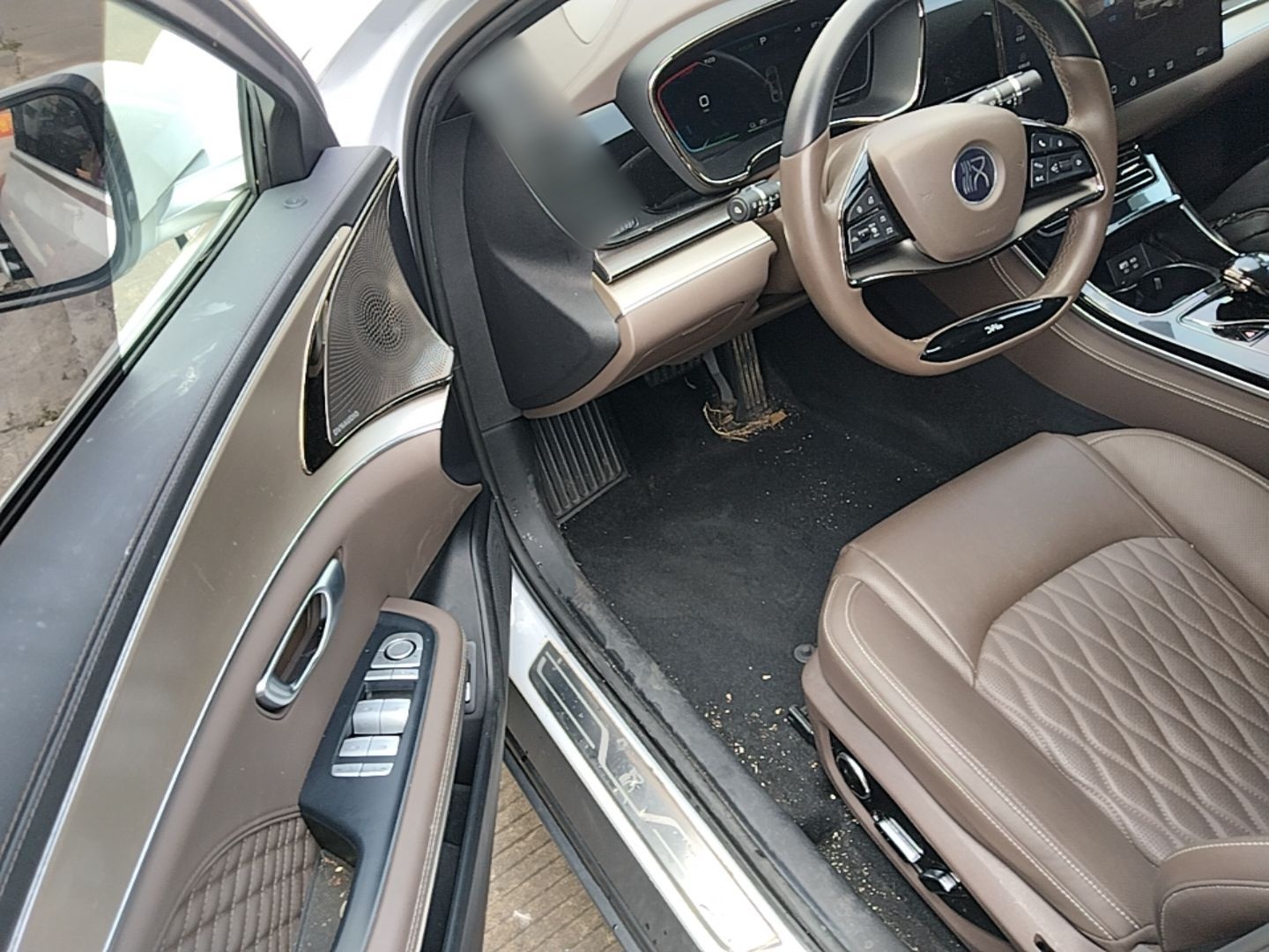 BYD Han 2023 EV Champion Edition 605KM Front-Drive Premium Model — снимка 18