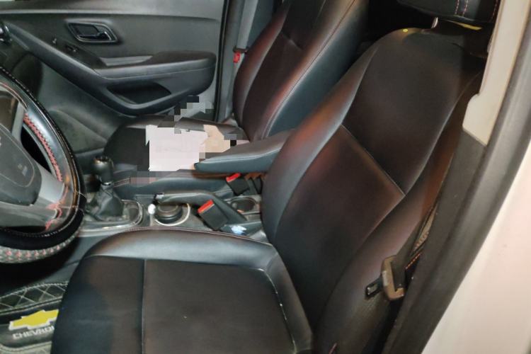 Used Chevrolet Trax 2016 1.4T Manual Two-Wheel Drive Comfort Version with Sunroof Left Front Seat