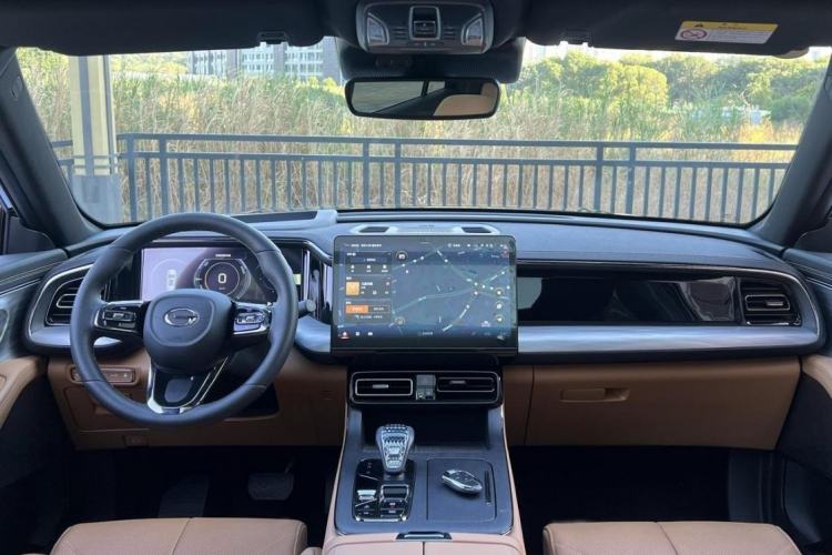 Used GAC Trumpchi ES9 2024 PHEV with 143 km Max